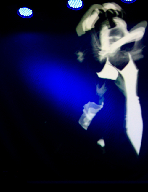 Lizzie_s_light_dance