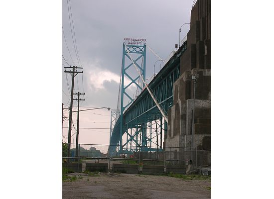 Ambasador_bridge