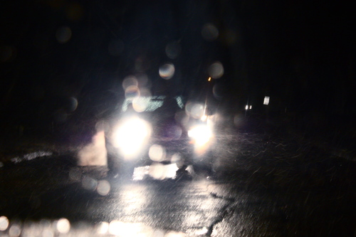 Blizzard_driving