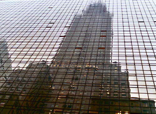 Reflected_skyscraper