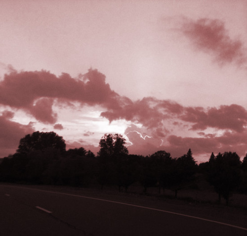 Heart-shaped-cloud-pink